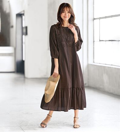 BELLUNA（ベルーナ）の「インド綿胸元デザインワンピース（その他ワンピース）」
