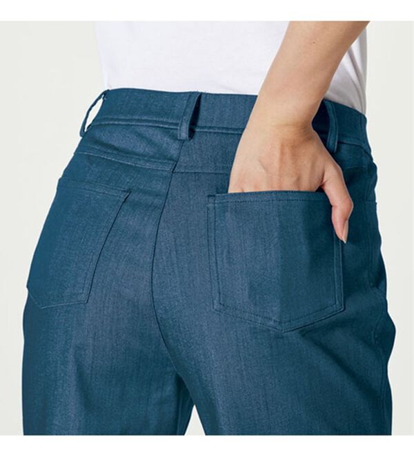 BELLUNA（ベルーナ）の「裏メッシュさらさらストレートパンツ（クロップドパンツ）」｜詳細画像