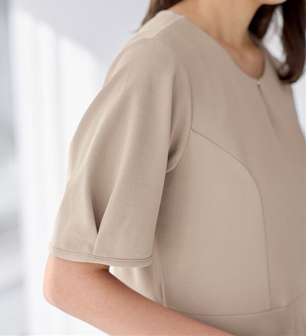 alotta（アロッタ）の「【4つの機能付】タック袖Ａラインワンピース（その他ワンピース）」｜詳細画像