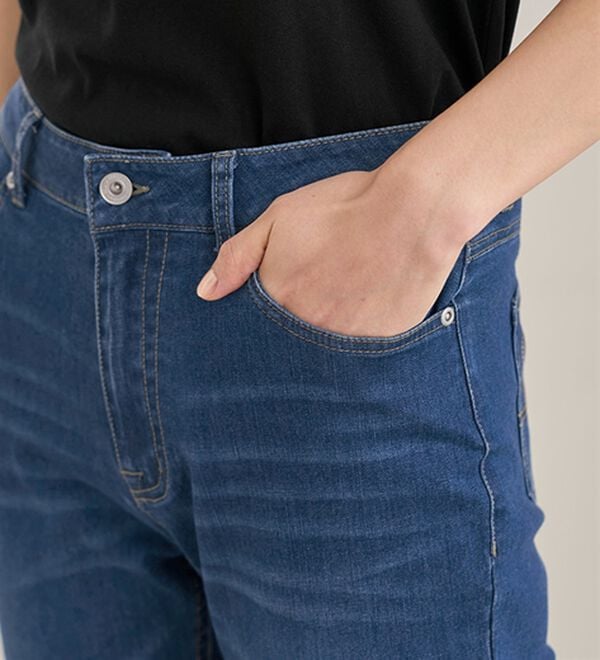 BELLUNA（ベルーナ）の「ヒンヤリ冷感！ライトオンスジーンズ（フルレングスパンツ）」｜詳細画像