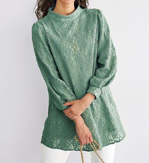 BELLUNA（ベルーナ）の「【一枚でエレガント！】ふんわり総レーススタンド衿チュニック（チュニック）」｜詳細画像