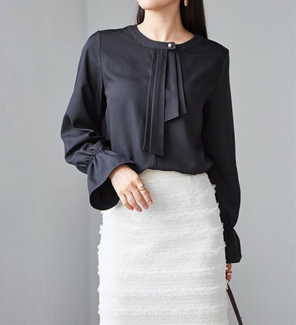 RANAN（ラナン）の「パール付きボウタイブラウス（ブラウス）」｜詳細画像