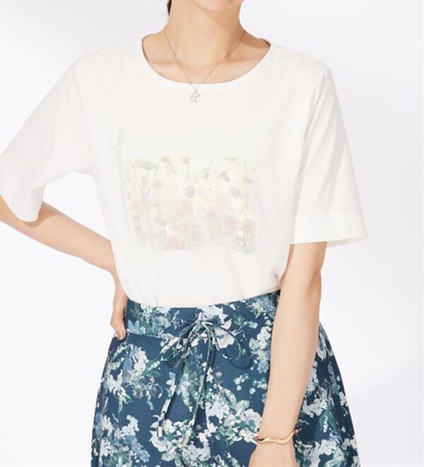 BELLUNA（ベルーナ）の「〈日比谷花壇〉シフォン重ねプルオーバー（カットソー）」｜詳細画像