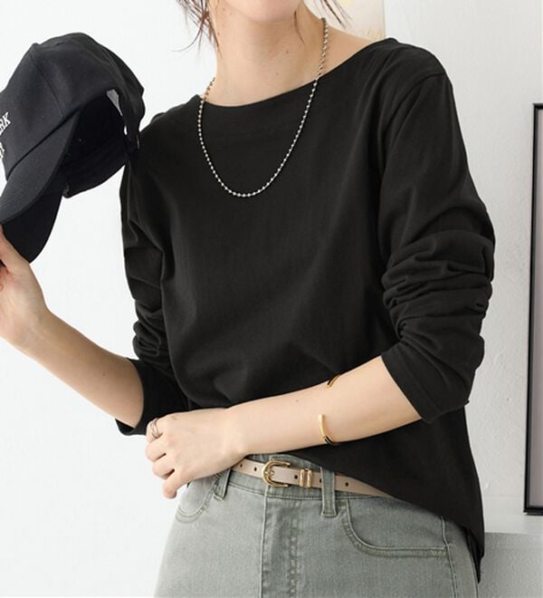 Viola e Viola（ヴィオラ エ ヴィオラ）の「柔らか綿１００％大人キレイTシャツ（カットソー）」｜ブラック