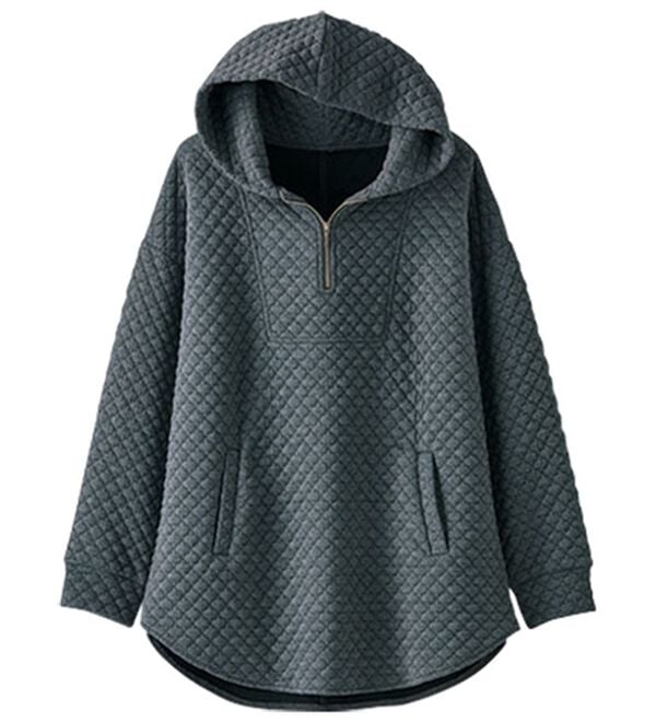 BELLUNA（ベルーナ）の「キルト刺しゅうハーフジップパーカー（パーカー）」｜チャコール