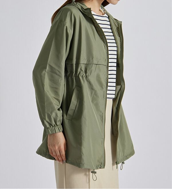 BELLUNA（ベルーナ）の「はっ水加工軽量パーカー（ポーチ付）（パーカー）」｜詳細画像