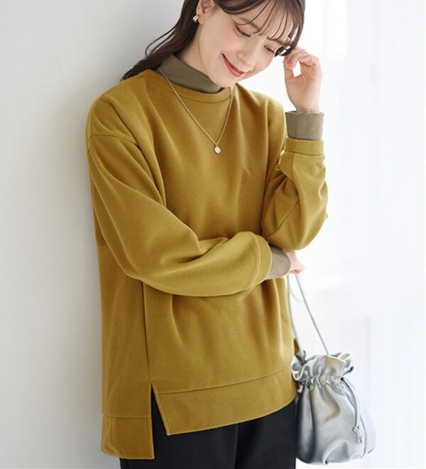 Viola e Viola（ヴィオラ エ ヴィオラ）の「あったかニットソーリブトップス（チュニック）」｜イエロー