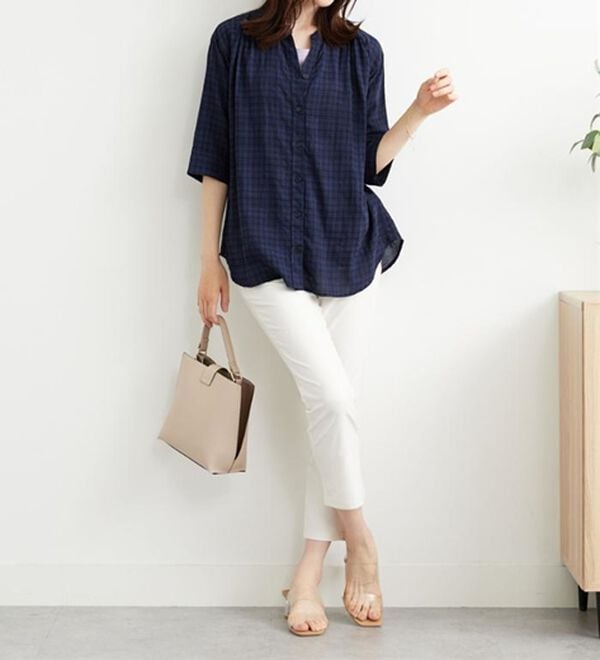 BELLUNA（ベルーナ）の「ふんわりシャドーチェック素材シャツ（シャツ）」｜詳細画像