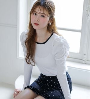 alotta（アロッタ）の「【Corie】配色パワショルリブトップス（カットソー）」｜ホワイト