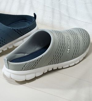 「＜ケイパ＞軽量メッシュスニーカー（メンズスニーカー）」｜スリッポングレー