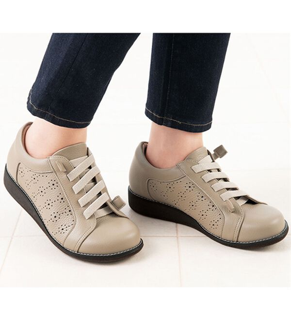 ルフラン（ルフラン）の「外反母趾対応　メディフィット５Ｅパンチングスニーカー（スニーカー）」｜詳細画像