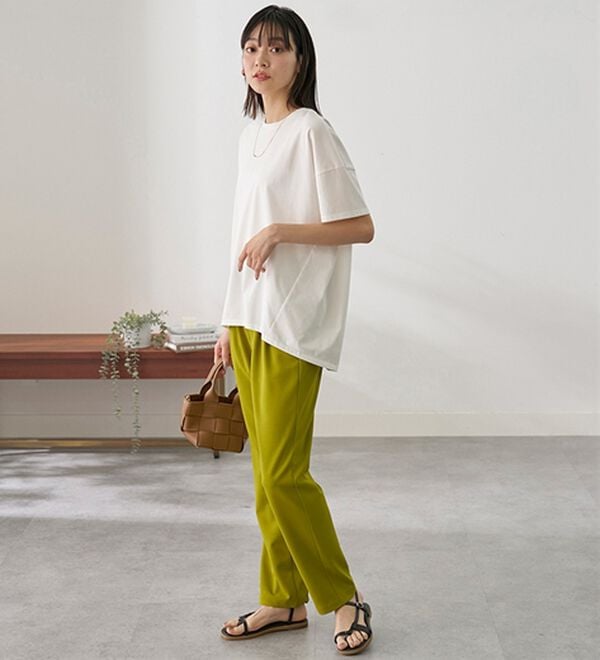 BELLUNA（ベルーナ）の「シュッと体型カバー！コクーンTシャツ（カットソー）」｜詳細画像