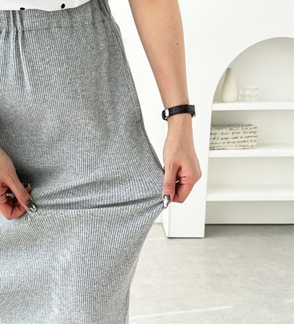 GeeRA（ジーラ）の「【着回し力◎】楽ちんすっきり見え！リブロングスカート（ロングスカート）」｜詳細画像