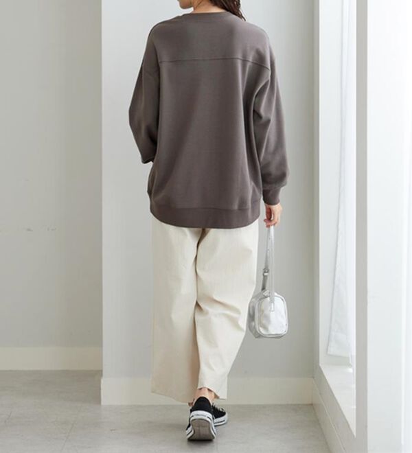 BELLUNA（ベルーナ）の「軽やか綿混！大人サマ見えスウェット（カットソー）」｜詳細画像