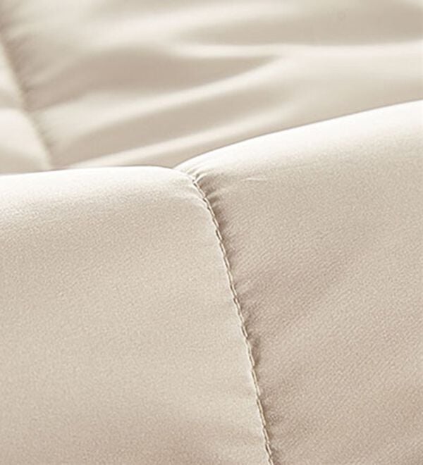 BELLUNA（ベルーナ）の「軽やか仕立て中わたショート丈ジャケット（その他ジャケット）」｜詳細画像