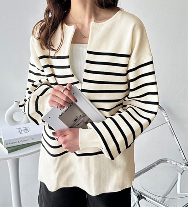 GeeRA（ジーラ）の「ハーフジップニットプルオーバー（ニット・セーター）」｜詳細画像