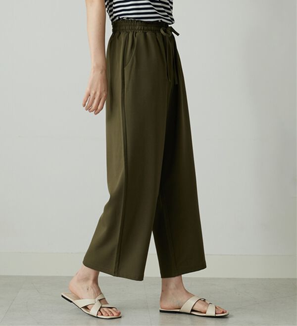 BELLUNA（ベルーナ）の「【接触冷感/UVカット/吸水速乾/イージーケア】カナパストレッチ素材ワイドパンツ（ワイドパンツ・ガウチョ）」｜詳細画像