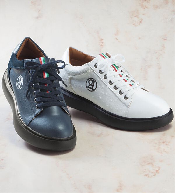 「＜アンティバ＞オーストリッチ調型押しスタイルアップスニーカー（メンズスニーカー）」｜詳細画像