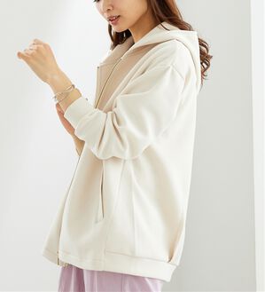 BELLUNA（ベルーナ）の「【快適Ｌａｂ．】とろみ素材裾タックパーカー（パーカー）」｜アイボリー