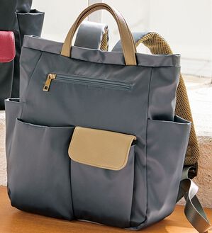 BELLUNA（ベルーナ）の「多収納が嬉しい！軽量２ＷＡＹリュック（リュック）」｜グレー