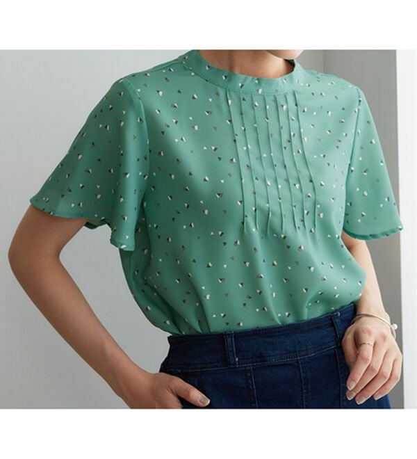 BELLUNA（ベルーナ）の「小紋柄タック使い袖フレアーブラウス（ブラウス）」｜詳細画像