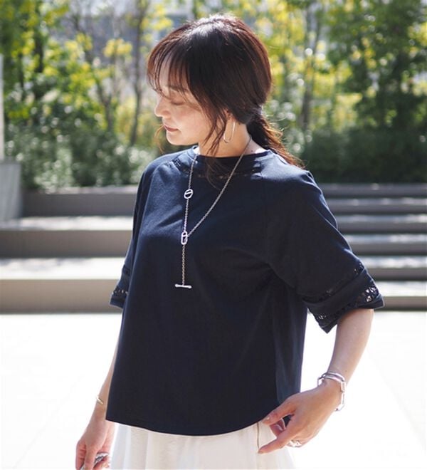 BELLUNA（ベルーナ）の「衿＆袖ハシゴレース使いプルオーバー（カットソー）」｜詳細画像