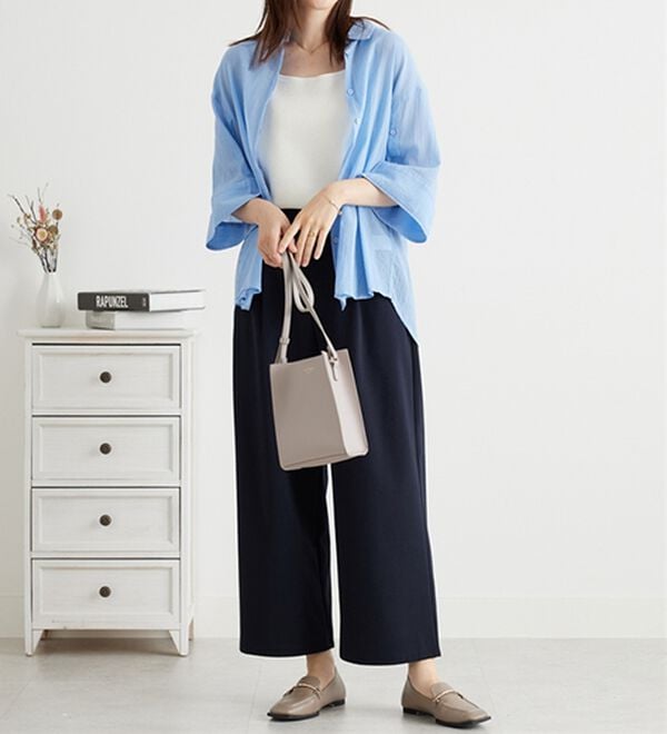 BELLUNA（ベルーナ）の「ポンチ素材タック使いワイドパンツ（ワイドパンツ・ガウチョ）」｜詳細画像