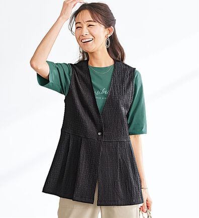 BELLUNA（ベルーナ）の「ジャカード素材ベストアンサンブル（アンサンブル）」