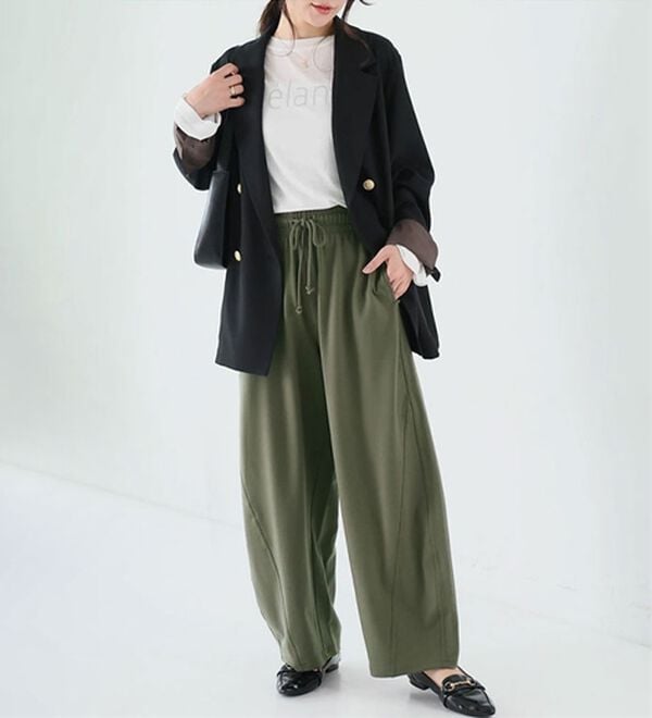 A HAPPY MARILYN（アハッピーマリリン）の「【Ｌ～６Ｌ】夏だから！薄スウェット生地で作ったカーブパンツ（ワイドパンツ・ガウチョ）」｜詳細画像