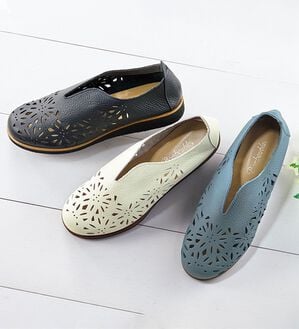 BELLUNA（ベルーナ）の「牛革パンチングレザースリッポンシューズ（スリッポン）」｜詳細画像