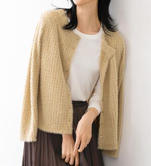 BELLUNA（ベルーナ）の「秋の風を感じたら　薄手シャギーカーディガン（その他カーディガン）」｜ベージュ