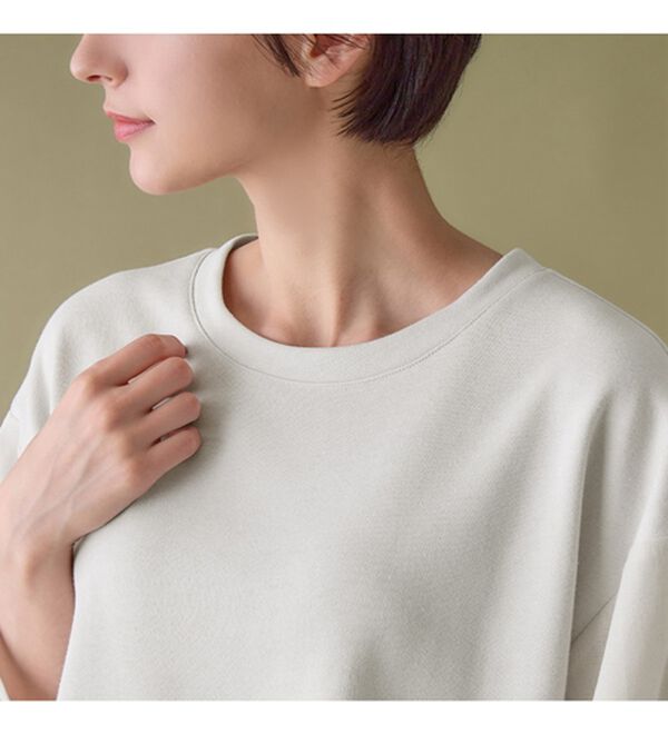 Viola e Viola（ヴィオラ エ ヴィオラ）の「綿混ミニ裏毛異素材切替フレアートップス（カットソー）」｜詳細画像