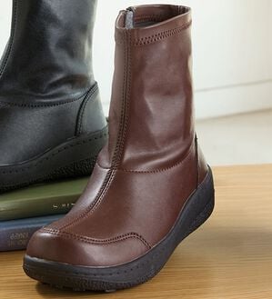 BELLUNA（ベルーナ）の「防水オブリークストレッチブーツ（ブーツ）」｜ブラウン