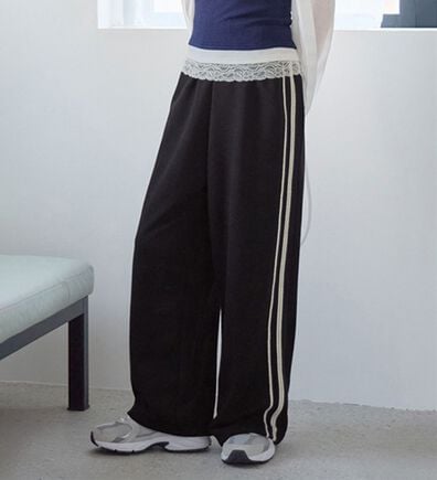 CHAN ME（チャンミ）の「ダブルレーススウェットパンツ（フルレングスパンツ）」