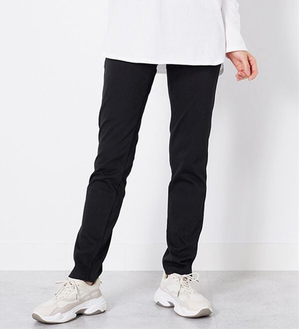 BELLUNA（ベルーナ）の「美ストレッチ素材レギンスパンツ（スパッツ・レギンス）」｜黒2