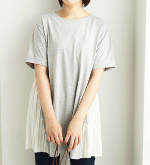 BELLUNA（ベルーナ）の「サイドプリーツ切替デザインチュニック（チュニック）」｜杢グレー/オフ白