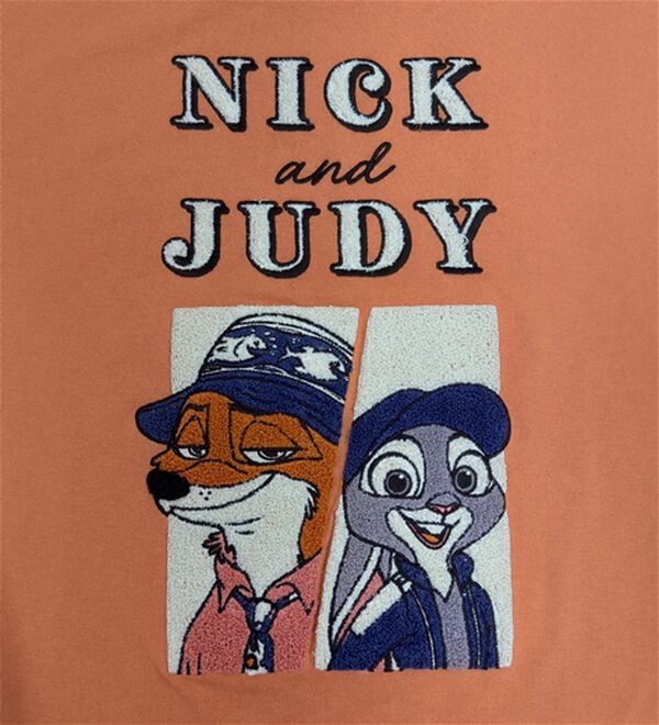 「＜Ｄｉｓｎｅｙ＞【ズートピア・ニック＆ジュディ】サガラ刺しゅうＴシャツ（Tシャツ）」｜詳細画像