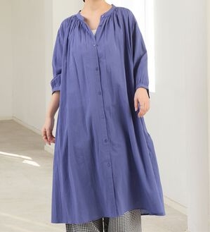 A HAPPY MARILYN（アハッピーマリリン）の「【Ｌ～６Ｌ】【選べる袖丈】【風通るプレミアム】綿・楊柳シャツチュニック（チュニック）」｜スモークブルー