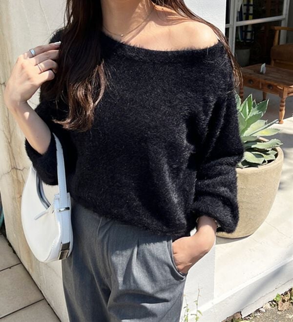 GeeRA（ジーラ）の「シャギーオフショルニット（ニット・セーター）」｜詳細画像