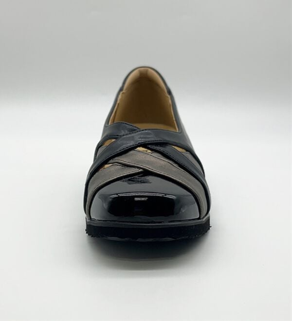 BELLUNA（ベルーナ）の「５Ｅクロスデザイン配色パンプス（パンプス）」｜詳細画像