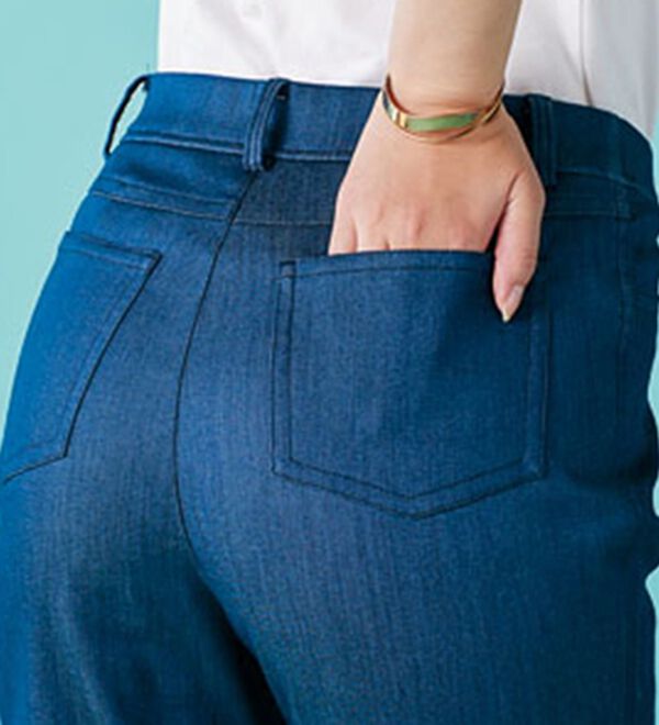 BELLUNA（ベルーナ）の「涼やか裏メッシュストレートパンツ（フルレングスパンツ）」｜詳細画像