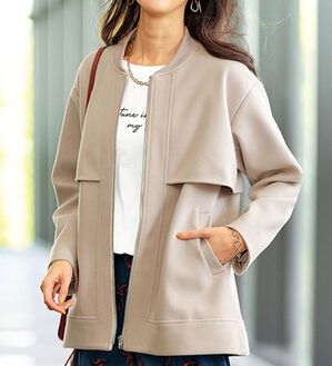 BELLUNA（ベルーナ）の「ウール調素材フリル使いブルゾン（ブルゾン）」｜アイボリー