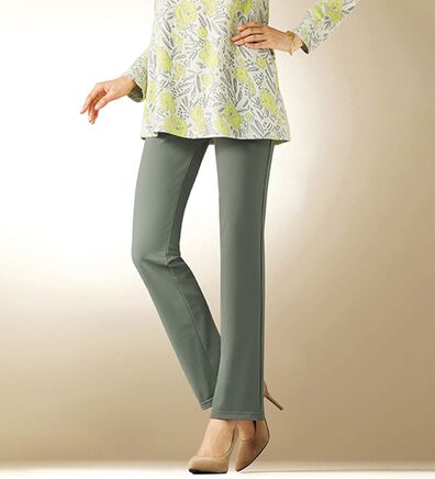 BELLUNA（ベルーナ）の「日本製静電気防止裏起毛ハイテンションパンツ（フルレングスパンツ）」