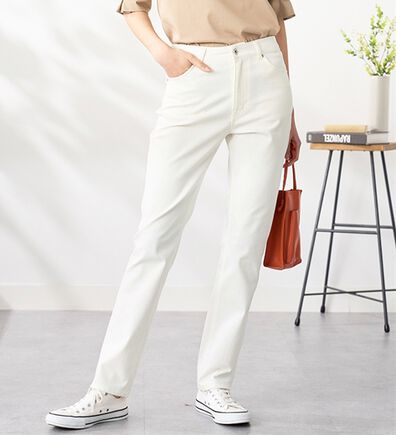 BELLUNA（ベルーナ）の「ヒンヤリ冷感！ライトオンスジーンズ（フルレングスパンツ）」