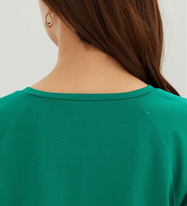 BELLUNA（ベルーナ）の「衿＆袖ハシゴレース使いプルオーバー（カットソー）」｜詳細画像