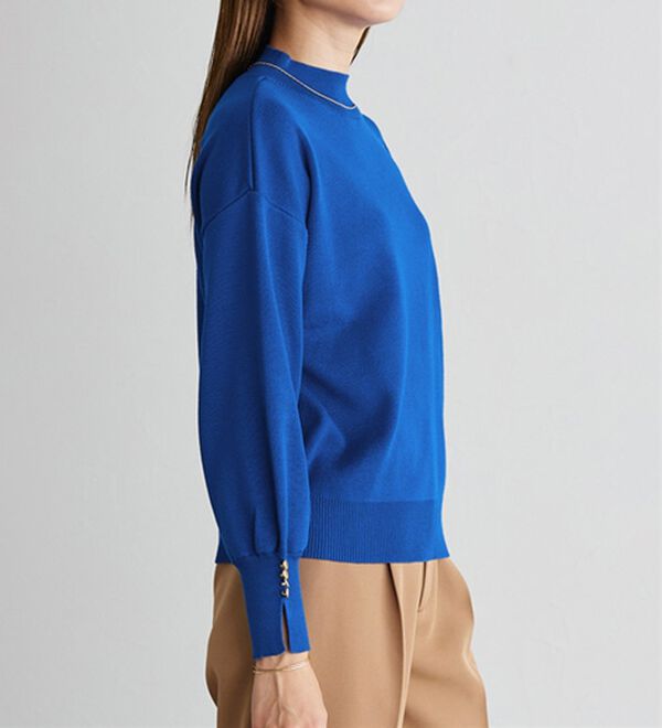 Pierrot（ピエロ）の「ゴールドボタンボリュームスリーブニット（ニット・セーター）」｜詳細画像