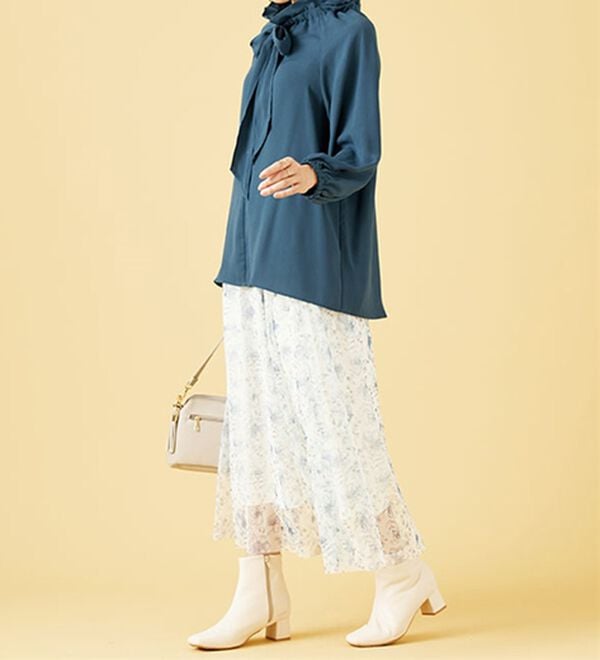 BELLUNA（ベルーナ）の「フリル衿ボウタイデザインブラウス（ブラウス）」｜詳細画像