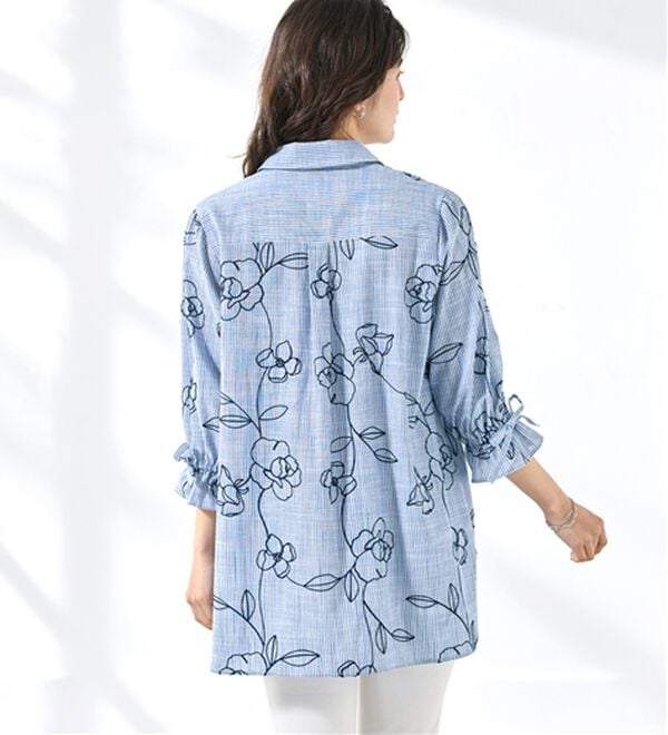 BELLUNA（ベルーナ）の「花柄刺しゅう袖リボンシャツチュニック（チュニック）」｜詳細画像