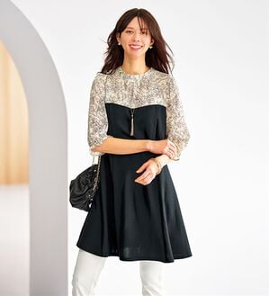 BELLUNA（ベルーナ）の「バックリボン使いプリント切替チュニック（その他ワンピース）」｜オフ白&times;黒