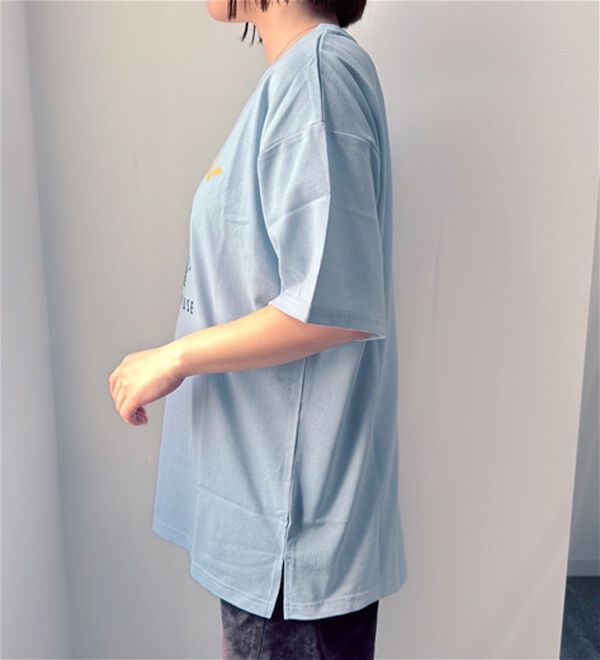 BELLUNA（ベルーナ）の「＜Disney＞【ミッキー】フェイス柄ラインストーンワイドシルエットTシャツ（Tシャツ）」｜詳細画像